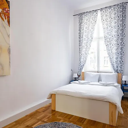 شقة Rentplanet - Piastowska فروتسواف